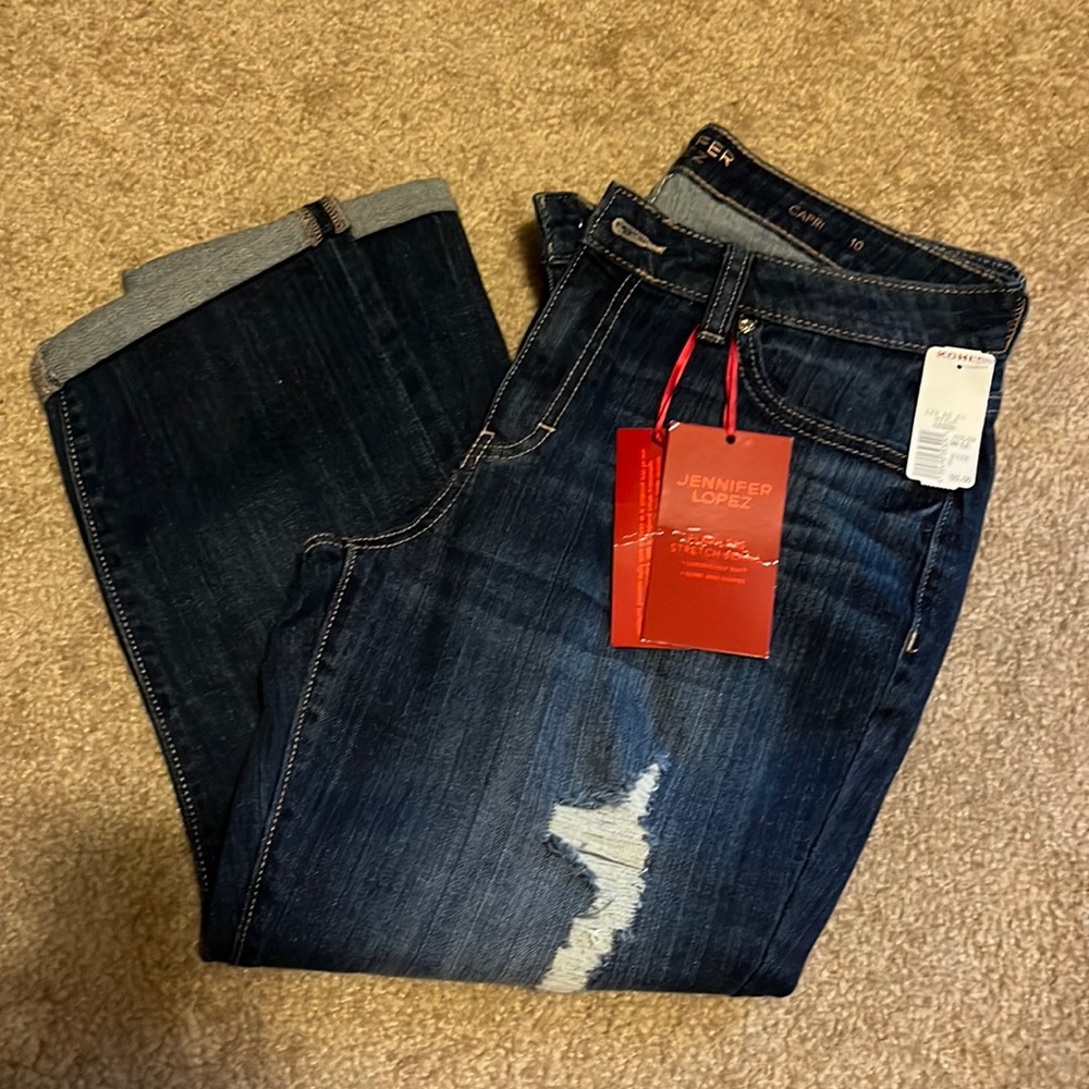NWT Jennifer Lopez Capris